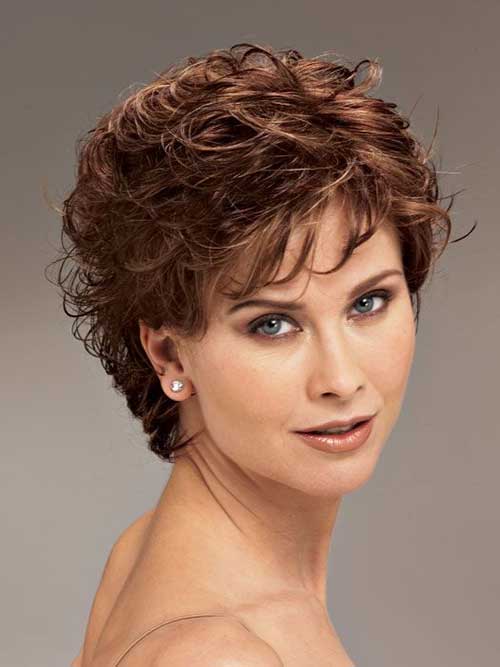 25-Cute-Short-Hairstyles-for-Round-Faces-20