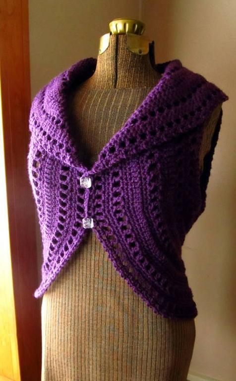 Crochet Circle Shrug with Double Button