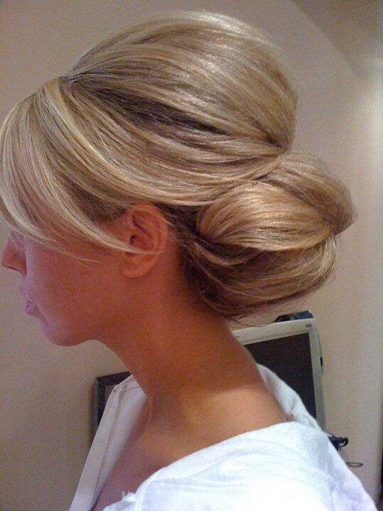 A puffy updo for shoulder length hairs