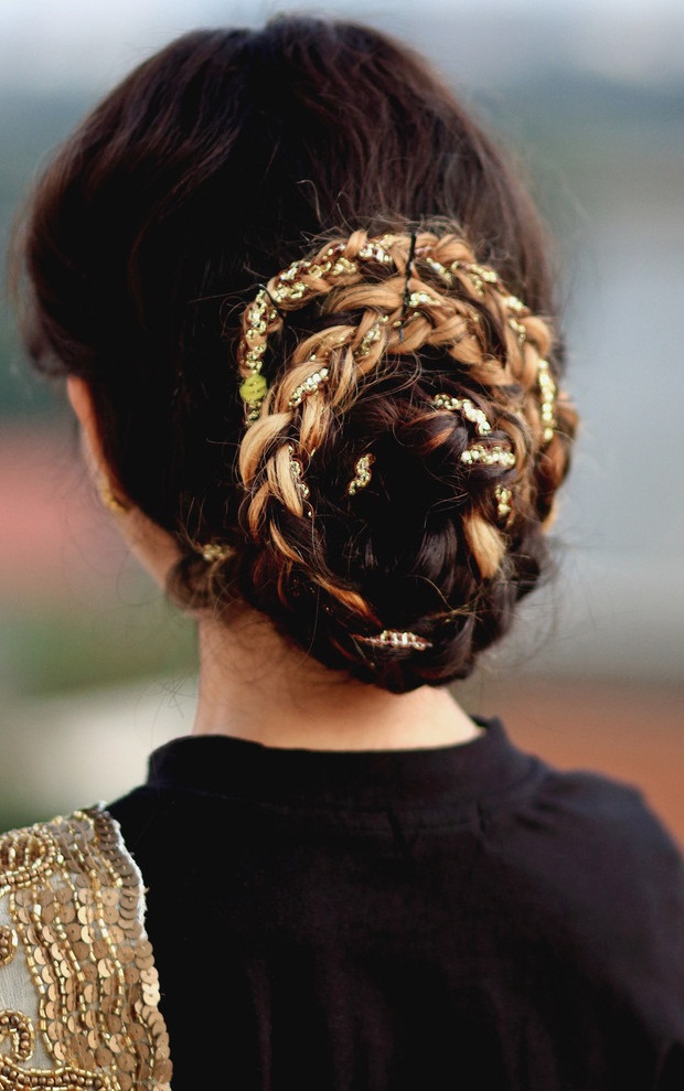 Flat braided bun with rope