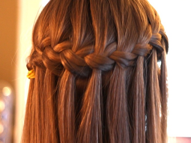 Open hairstyle with water fall braid