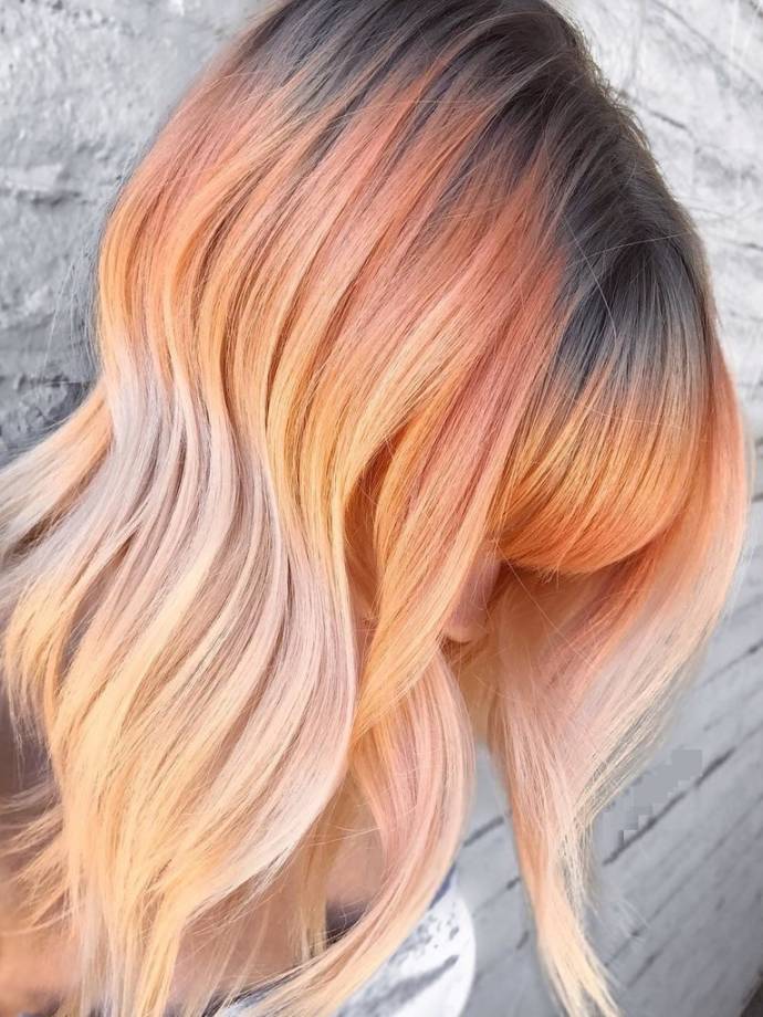 Brown, peach and cream hairstyle during summer