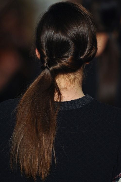 Side topsy ponytail