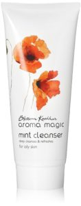 aroma-magic-mint-deep-cleanser-and-refreshes-oily-skin