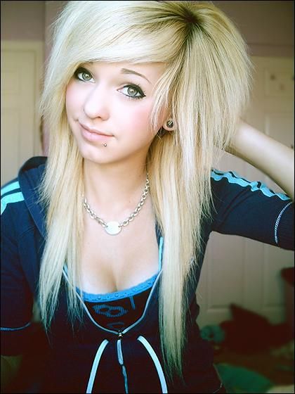 Emo with blonde and black base
