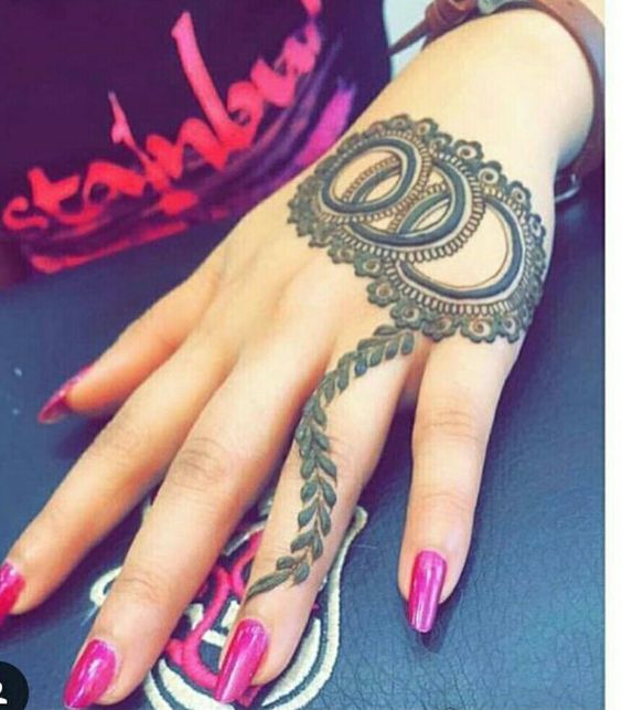 Rings of eternity henna design