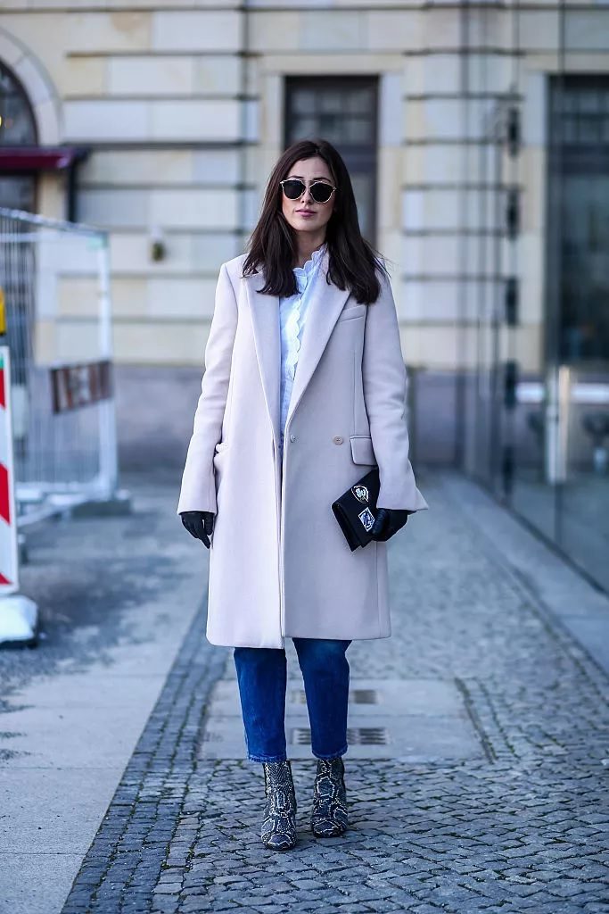 Pastel coat with jeans