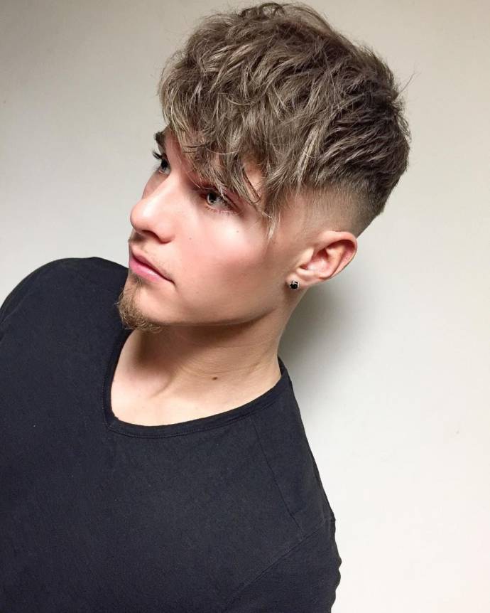 Edgy long fringe with fade